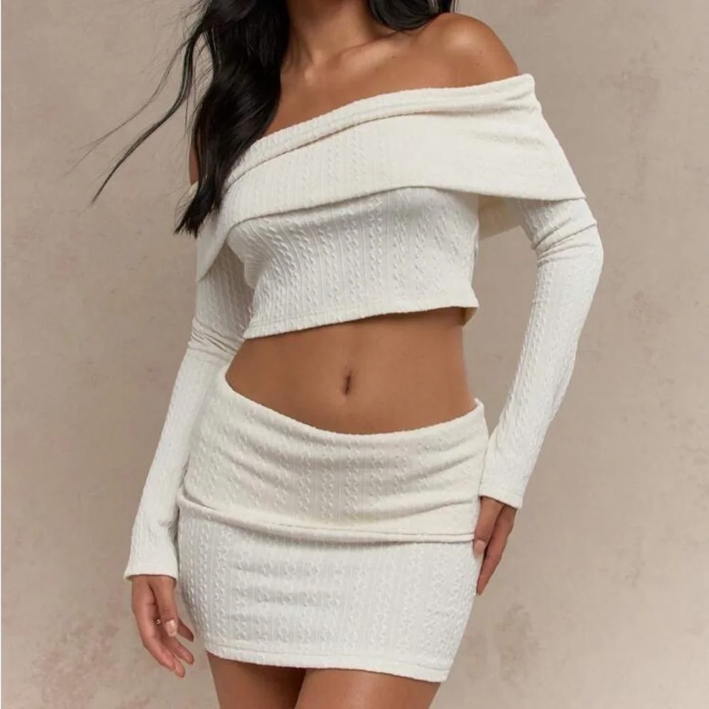 MISSGUIDED Cable Knit Off The Shoulder Long Sleeve Two Piece Set